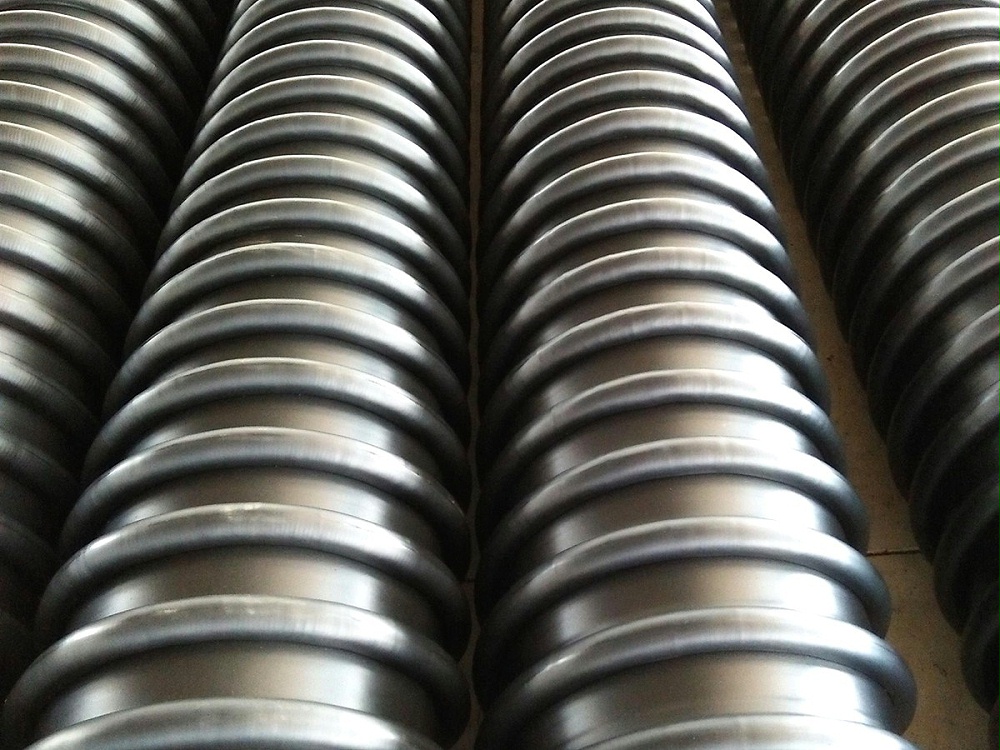 HDPE纏繞結構壁管 (克拉管) HDPE纏繞結構壁管 (克拉管)